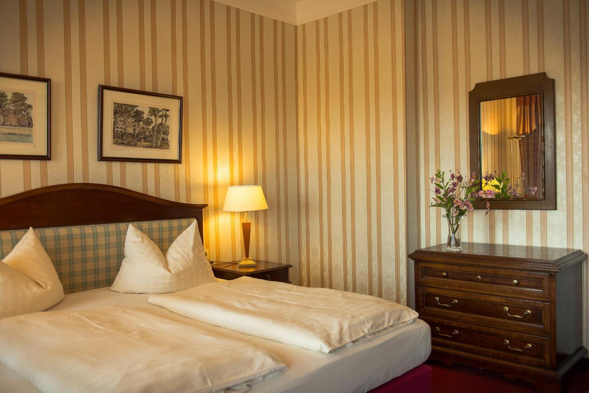 Flair Hotel Villa Ilske Bad Kosen Habitación foto