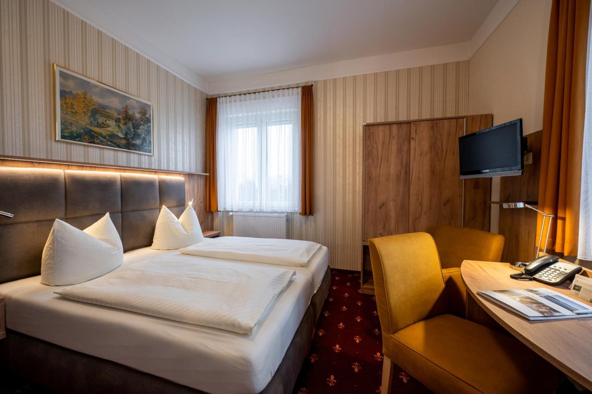Flair Hotel Villa Ilske Bad Kosen Exterior foto